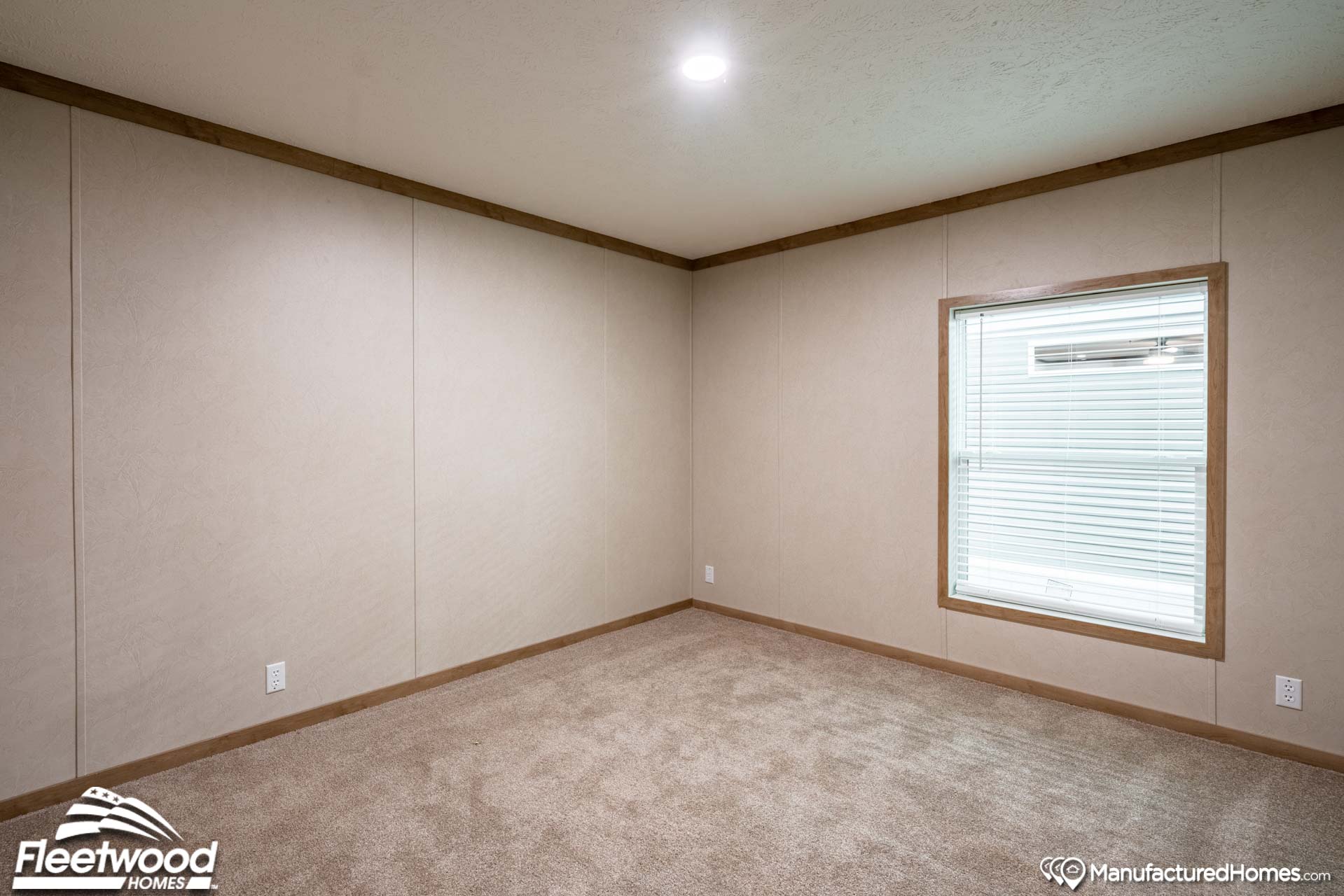 Canyon Lake 32583H The Magnolia For Sale by Spartan Homes of Como